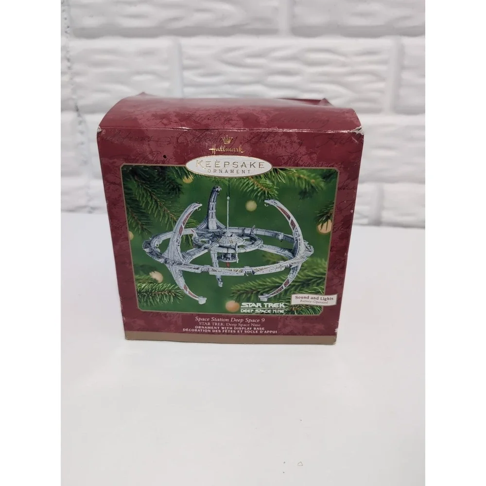 Hallmark Keepsake Ornament 2001 Star Trek Space Station Deep Space 9 NIB